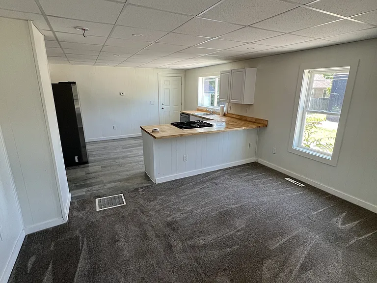 1112 Haley St #1 — Photo 2