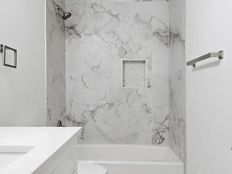 2404 N Capitol St NW #A — Photo 12