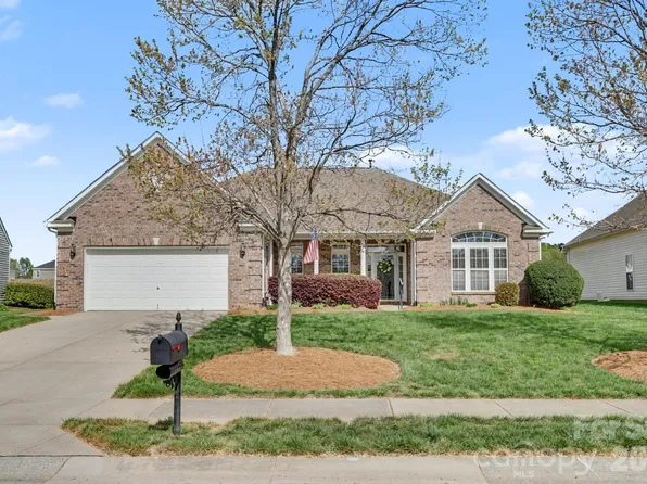 217 Pine Lake Dr, Monroe, NC 28110