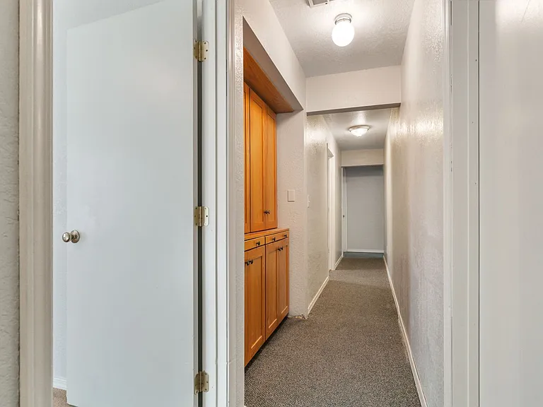 1107 Madison St — Photo 13