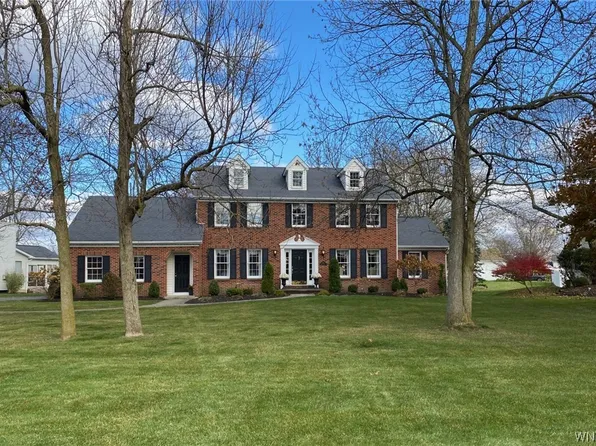 6163 Walnut Creek Ct, East Amherst, NY 14051