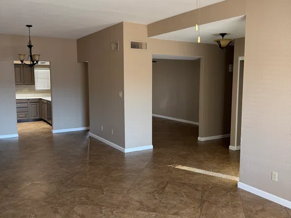 824 W Javelina Cir, Mesa, AZ 85210