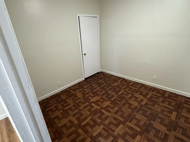 92-04 Corona Ave #2F — Photo 4