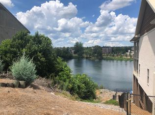 1327 Waters Edge Dr, Augusta, GA 30901