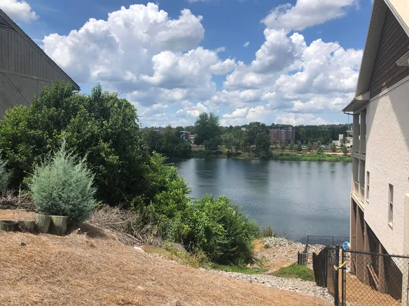 1327 WATERS EDGE Drive, Augusta, GA 30901