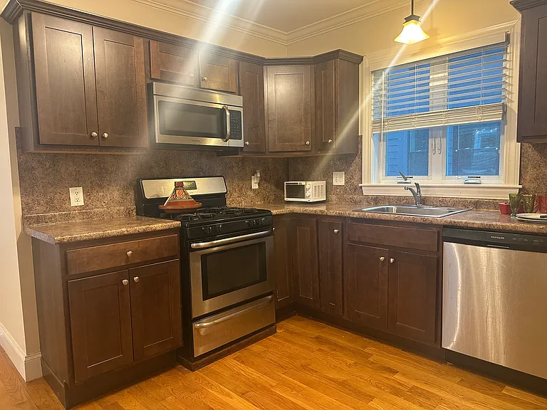 76 Stanley Ave #1 — Photo 3