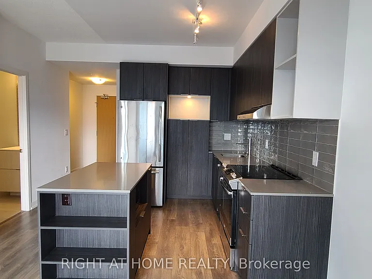 2520 Eglinton Ave W #1817 — Photo 13