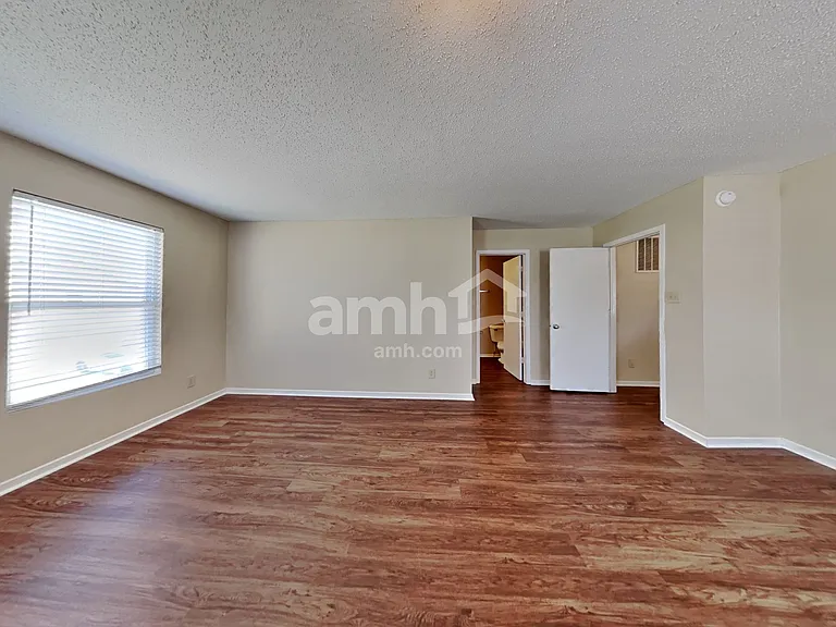 2317 Bridlewood Dr — Photo 11