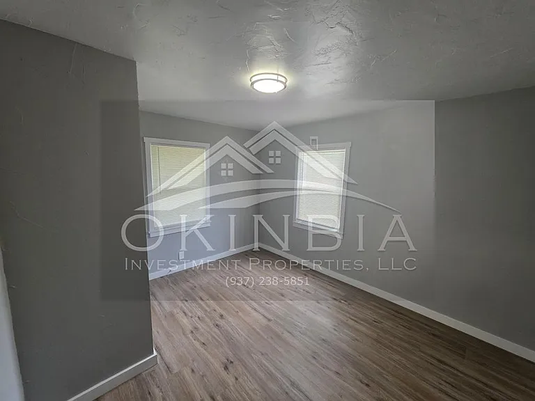 1402 N Euclid Ave — Photo 9