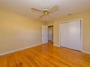 32 Austin Ave — Photo 3