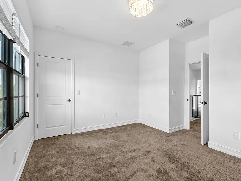 7548 Carnegie Way — Photo 6