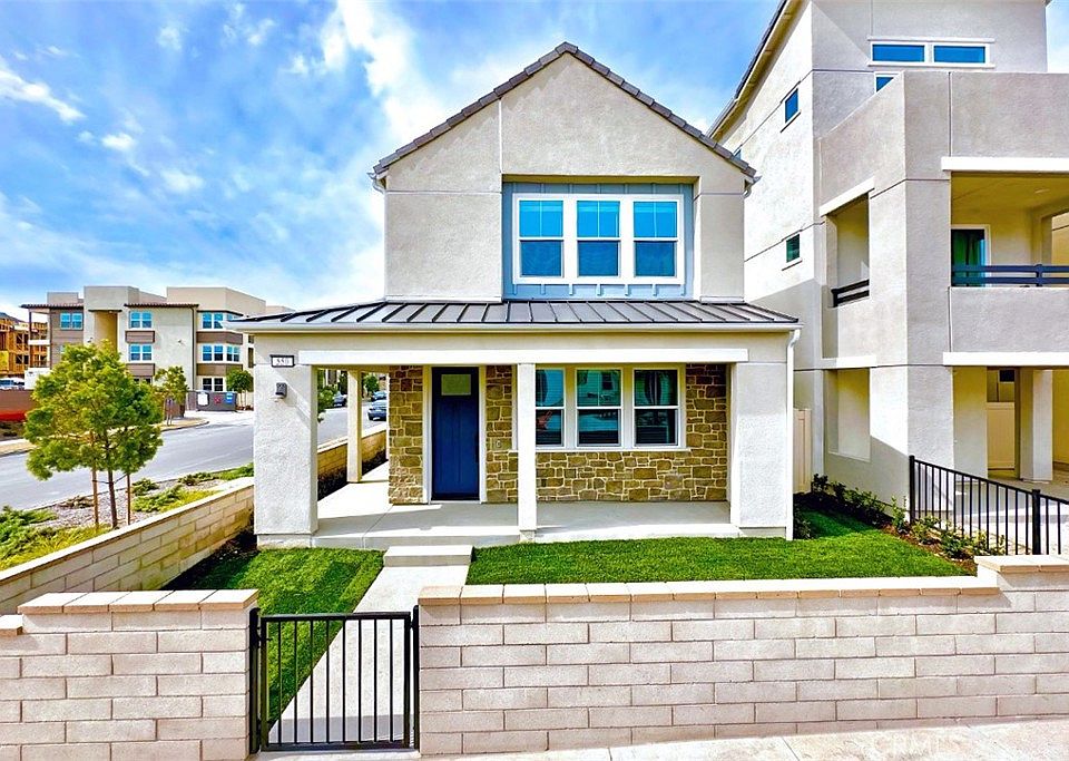 1st image of 550 Sparrowhawk Rancho