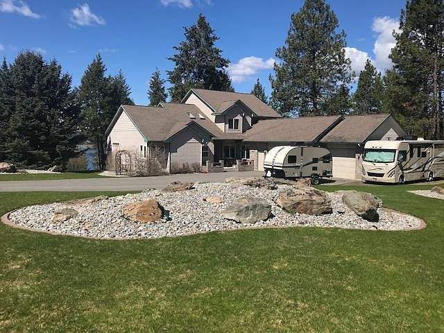 1st image of 17273 W Woodlake Dr
