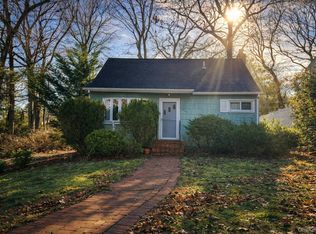 370 Boulder St, Ronkonkoma, NY 11779