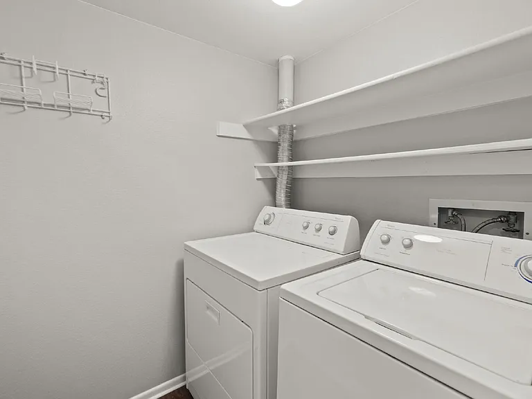 144 W Rockrimmon Blvd #302 — Photo 25