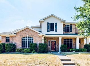 1633 Ambercrest Dr, Lancaster, TX 75146