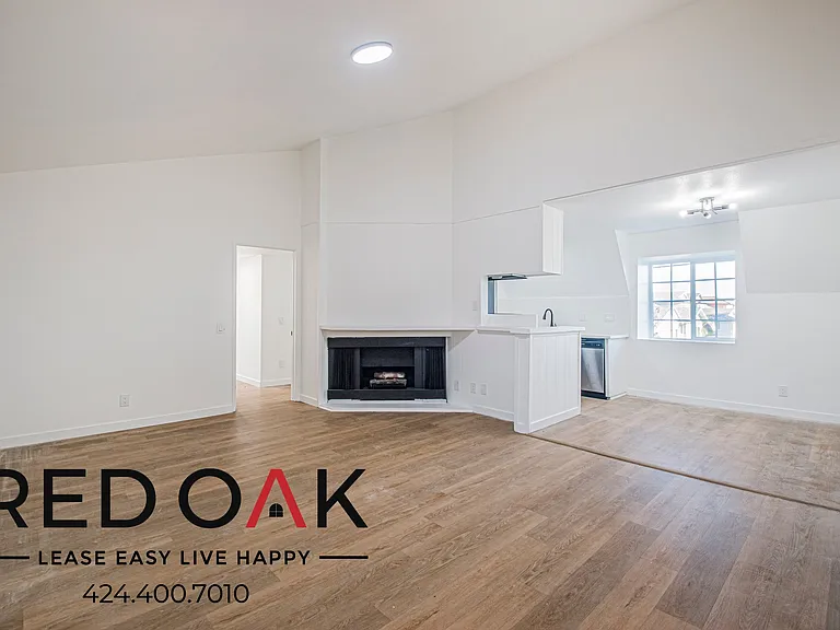 11051 Barnwall St #10 — Photo 1