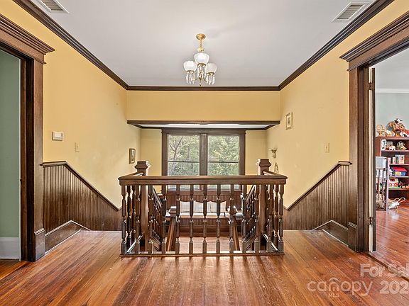 29th image of this home