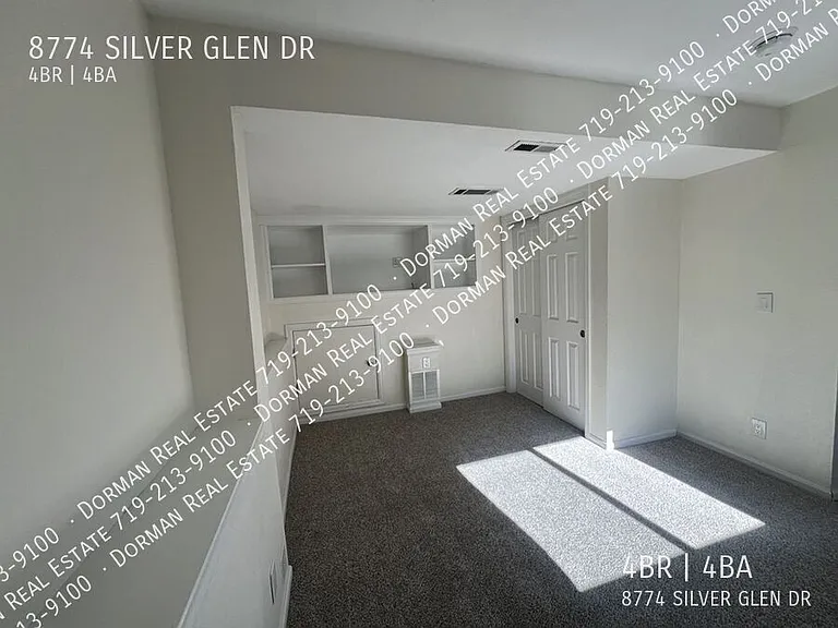8774 Silver Glen Dr — Photo 33