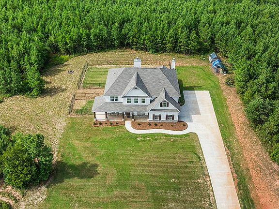 5th image of 1751 Mountain Hill Rd