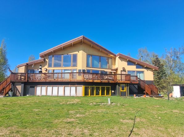 9450 W Keshon Cir, Wasilla, AK 99623