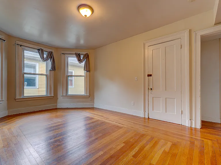59 Clark St #2 — Photo 5