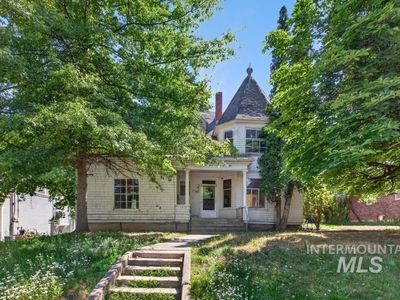 310 S Van Buren St, Moscow, ID, 83843