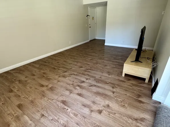 4575 Ramona Ave APT 12, La Verne, CA 91750