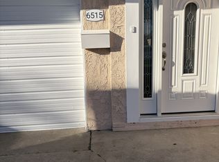 6515 E Wardlow Rd, Long Beach, CA 90808