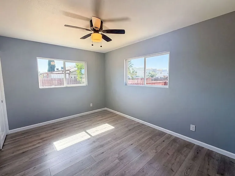 3713 Ripley St — Photo 15