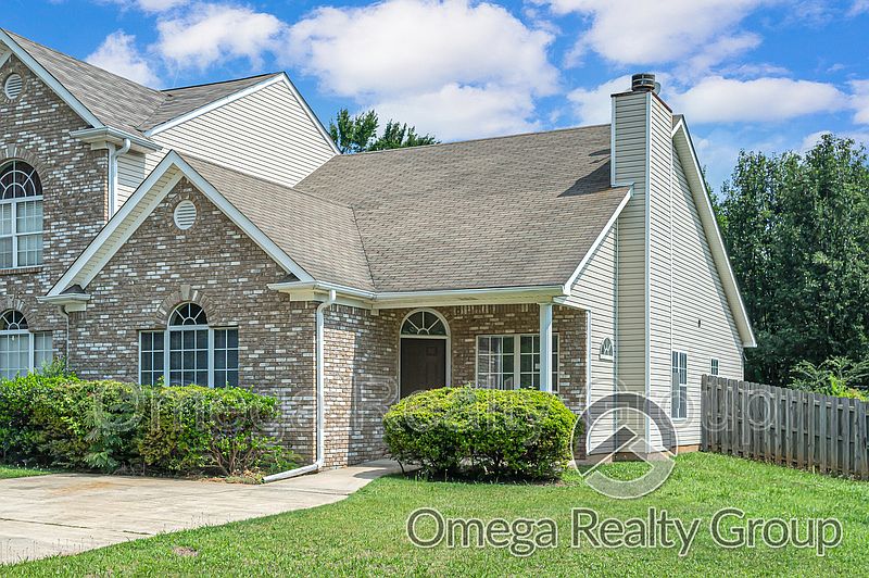 1st image of 1013 Ashley Brook Ln