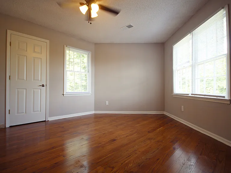 4525 Fox Creek Dr — Photo 36