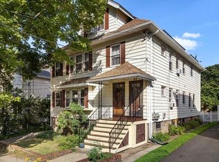 76 Newport St #1, Arlington, MA 02476