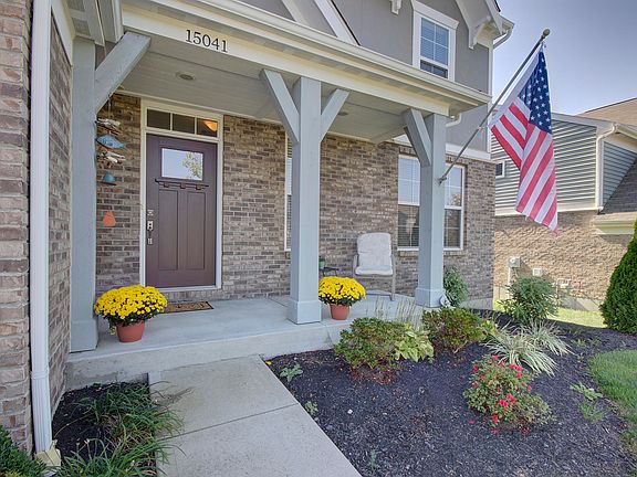 2nd image of 15041 Stable Wood Dr