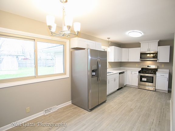 5th image of 1310 Park Dr