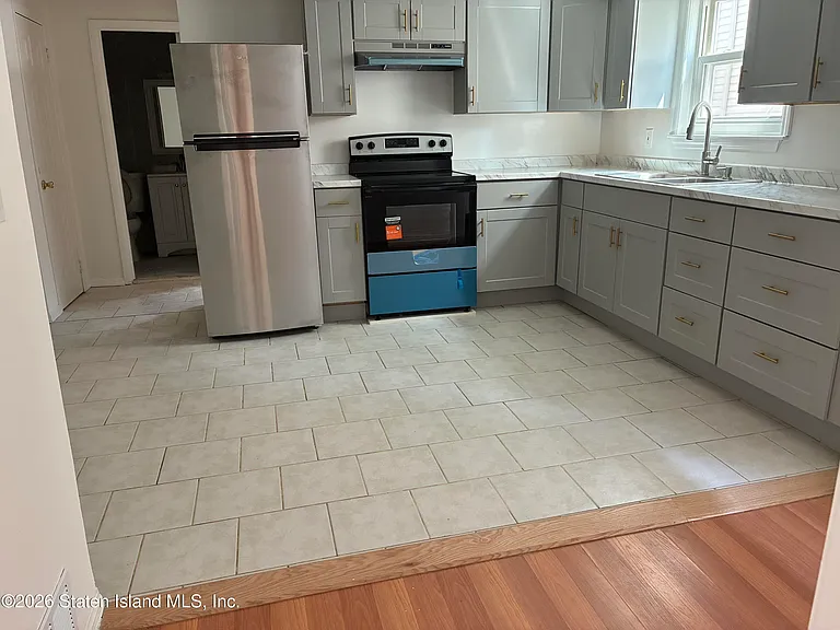 44 Longdale St #1 — Photo 1