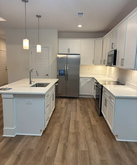 1831 Woodland Rd — Photo 8