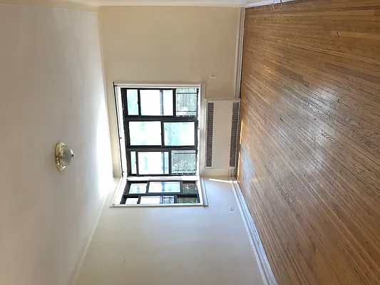 Rented by null | media 10