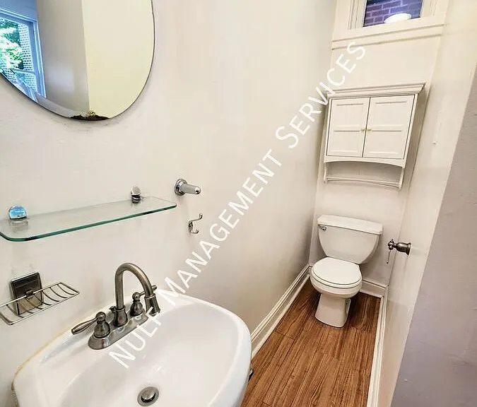 112 Stratford Ave #1 — Photo 3