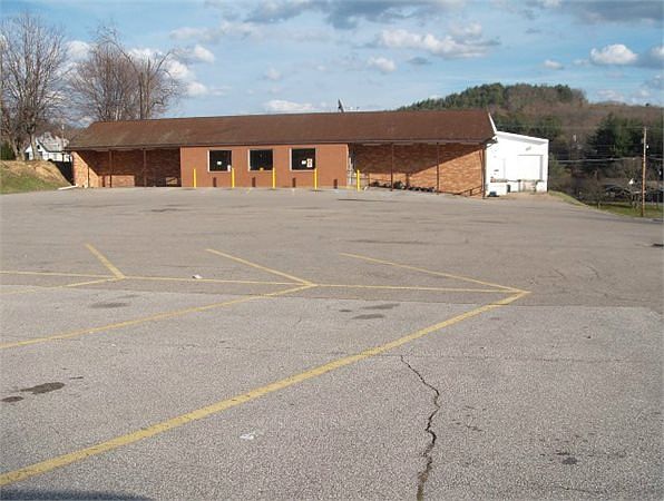 1st image of 1205 E Main St