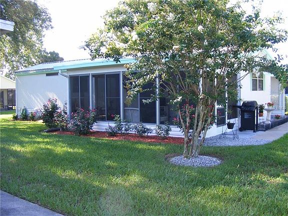 3rd image of 1023 Dustin Dr