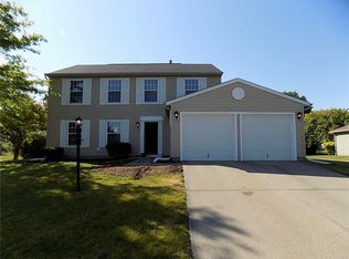 12479 Farley Dr, Fishers, IN 46038