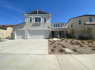 5833 Banbury Ln, Banning, CA 92220