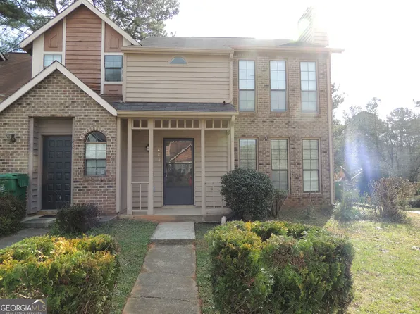 883 Heritage Oaks Dr, Stone Mountain, GA 30088