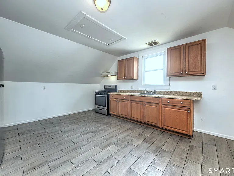 483 Ferry St #3 — Photo 19