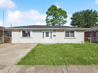 1376 Maplewood Dr, Harvey, LA 70058