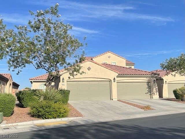 1st image of 8821 Briar Bay Dr