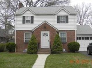 433 Forest Ave, Teaneck, NJ 07666