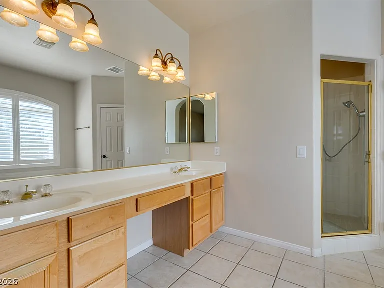 2598 Mizzoni Cir — Photo 20