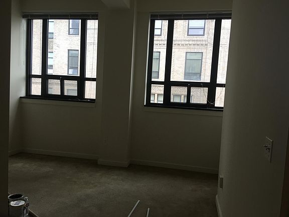 5th image of 419 S 19th St Unit 3B